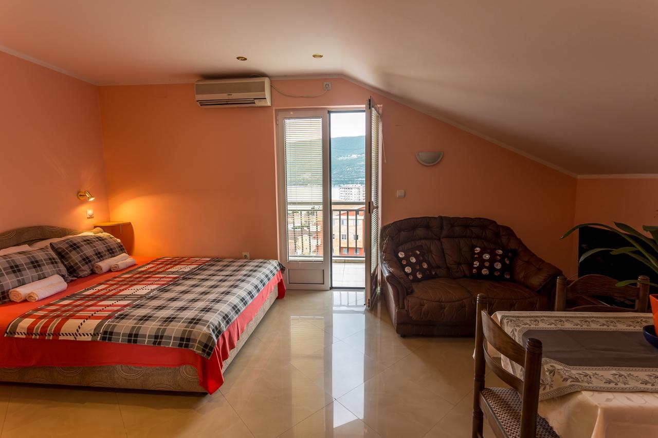 Adriana Apartments Herceg Novi Exterior photo